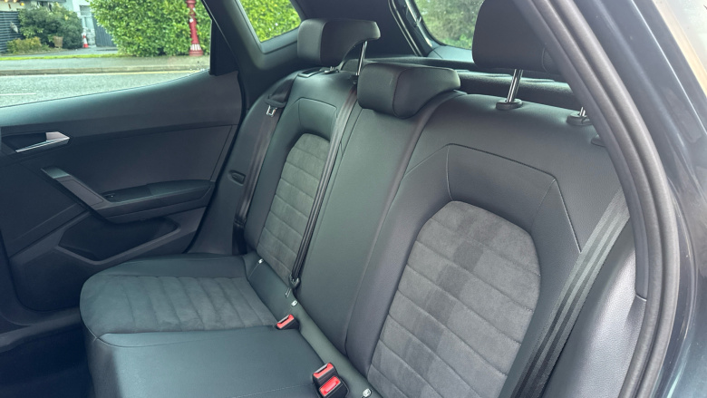 SEAT Arona 1.0 TSI 110 FR Edition 5dr Petrol Hatchback